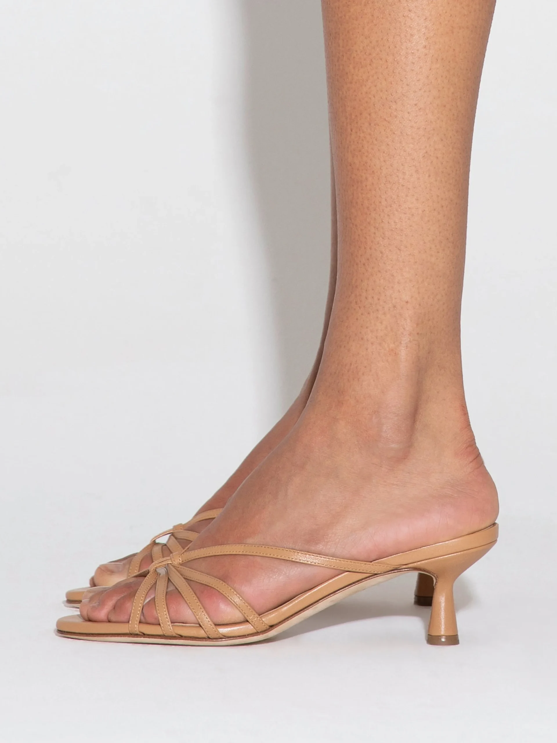 Hot Aeyde Abby Leather Mules Hazelnut Nappa