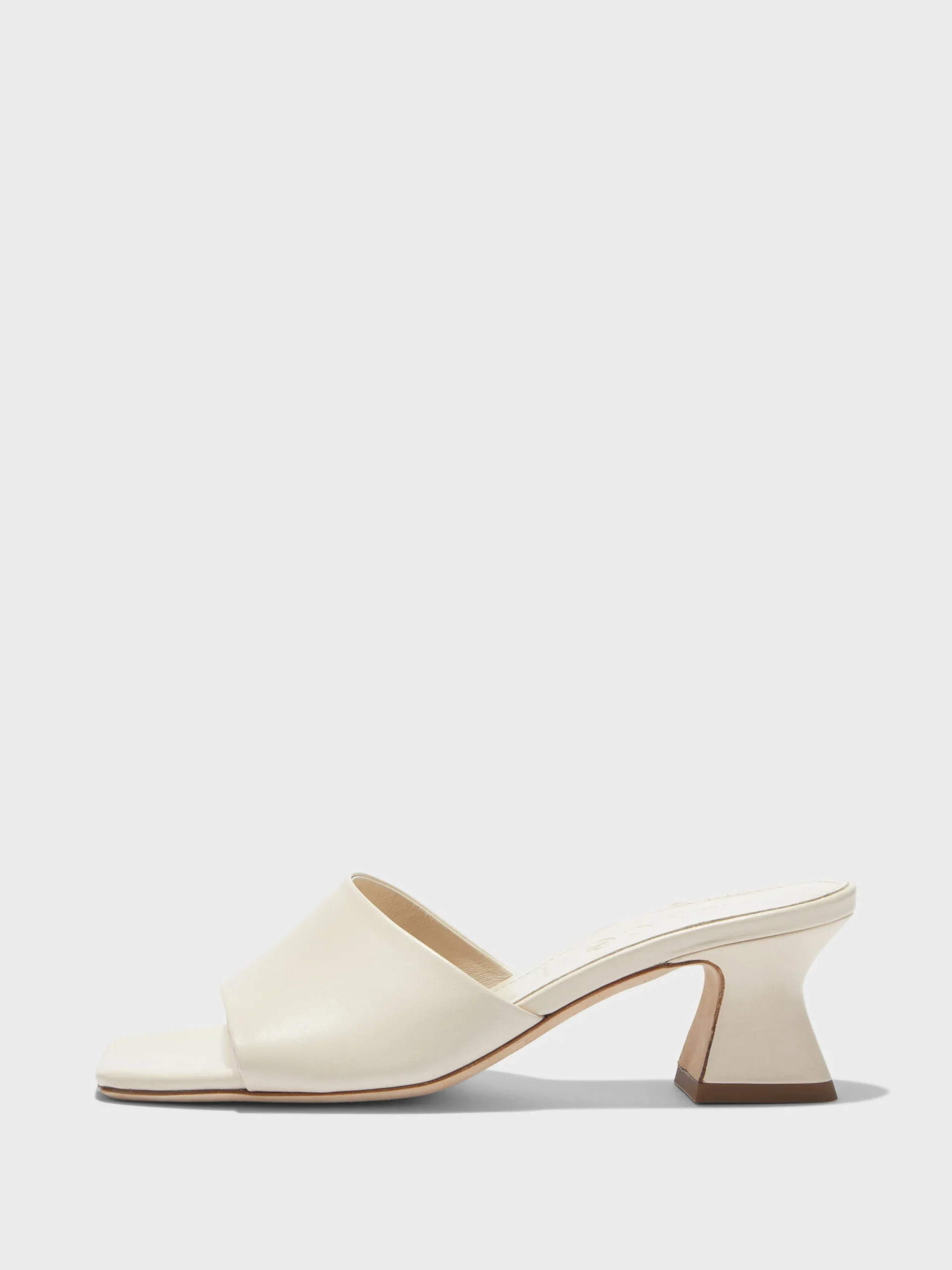 New Aeyde Ale Leather Mules Creamy Nappa