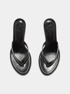 Discount Aeyde Daphne Leather Thong Sandals Black Nappa