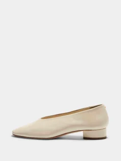 Clearance Aeyde Delia Leather Ballet Flats Creamy Nappa