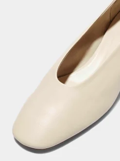 Clearance Aeyde Delia Leather Ballet Flats Creamy Nappa