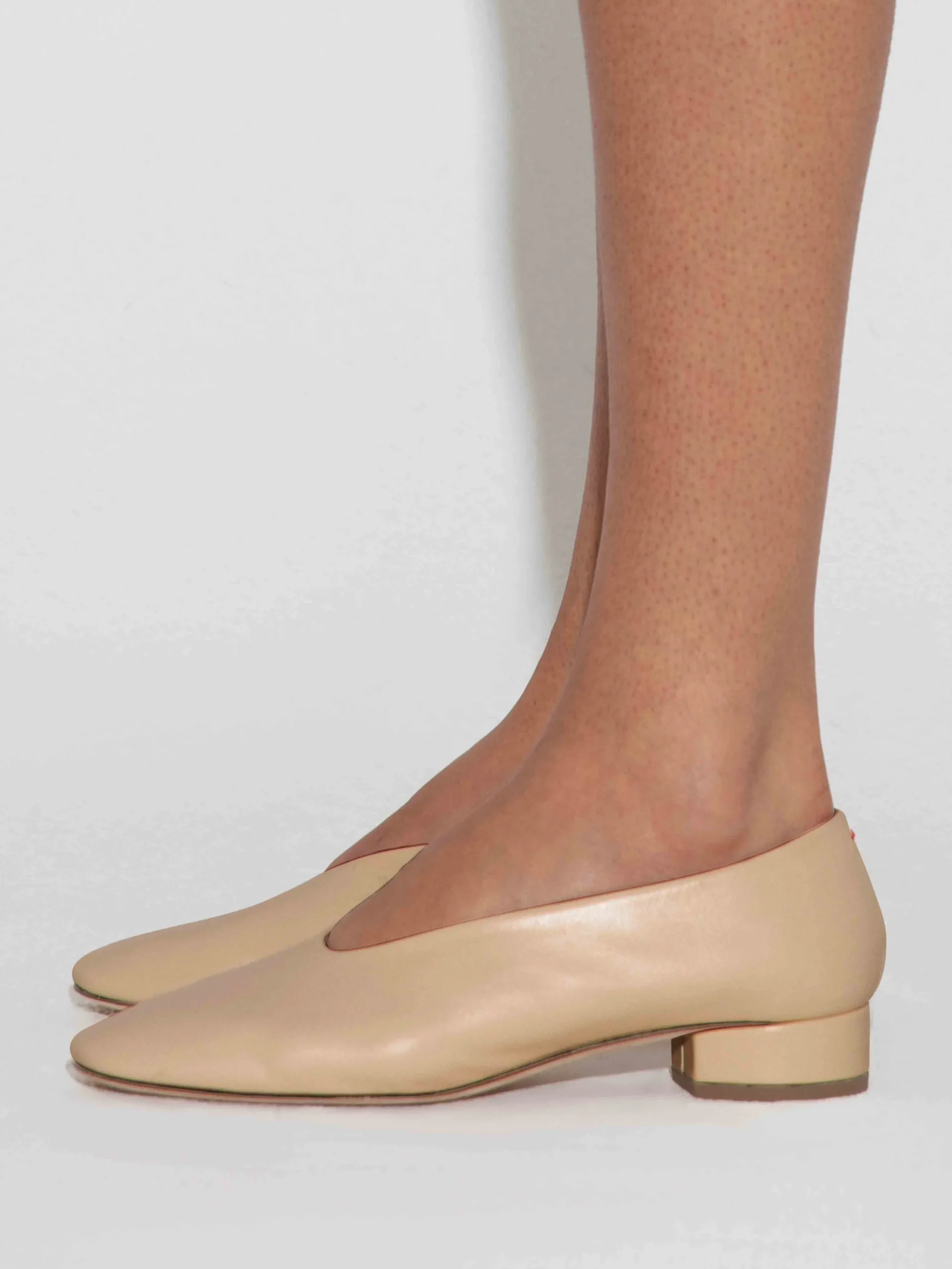 Outlet Aeyde Delia Leather Ballet Flats Latte Nappa