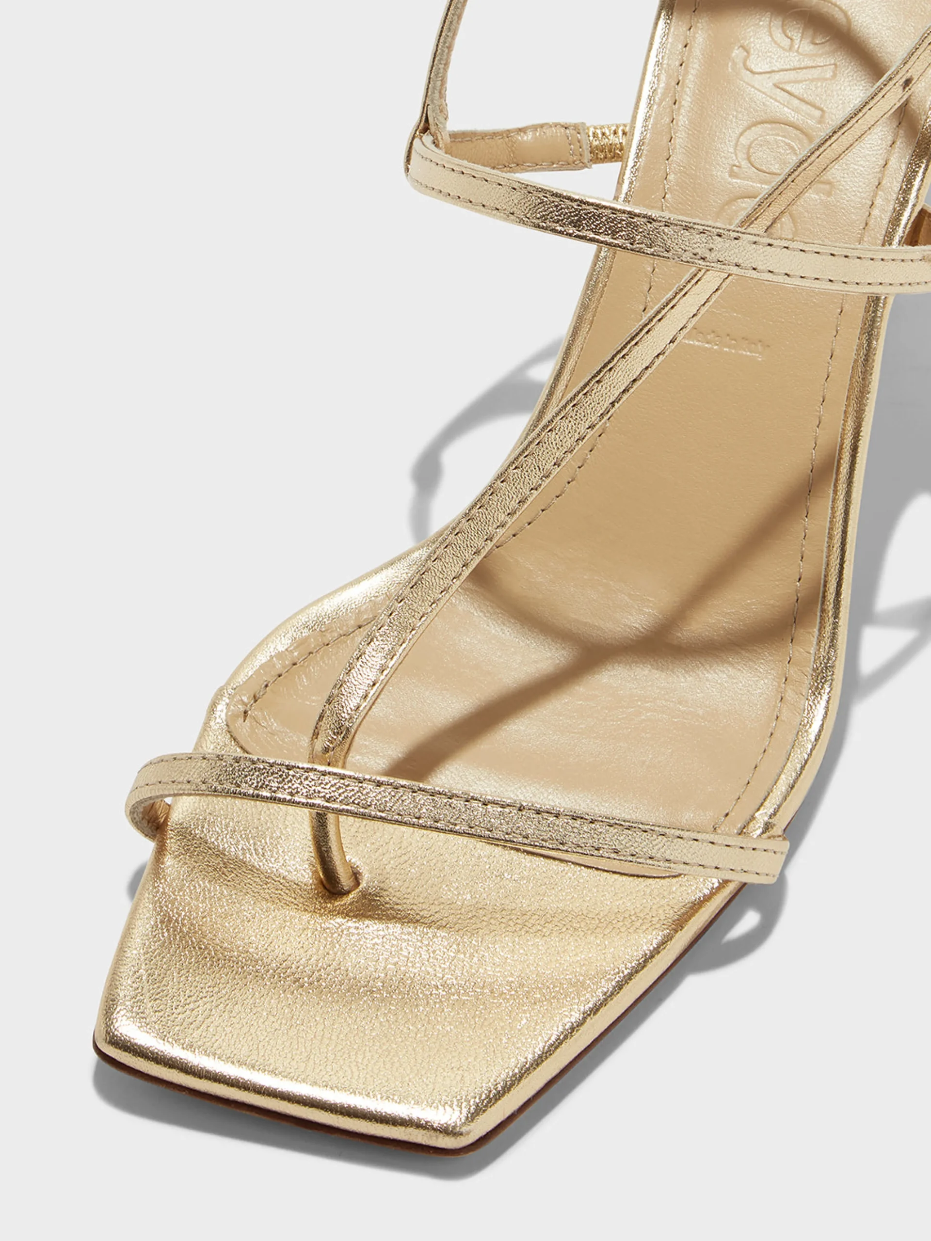 Hot Aeyde Elise Leather Toe-Post Sandals Gold Nappa
