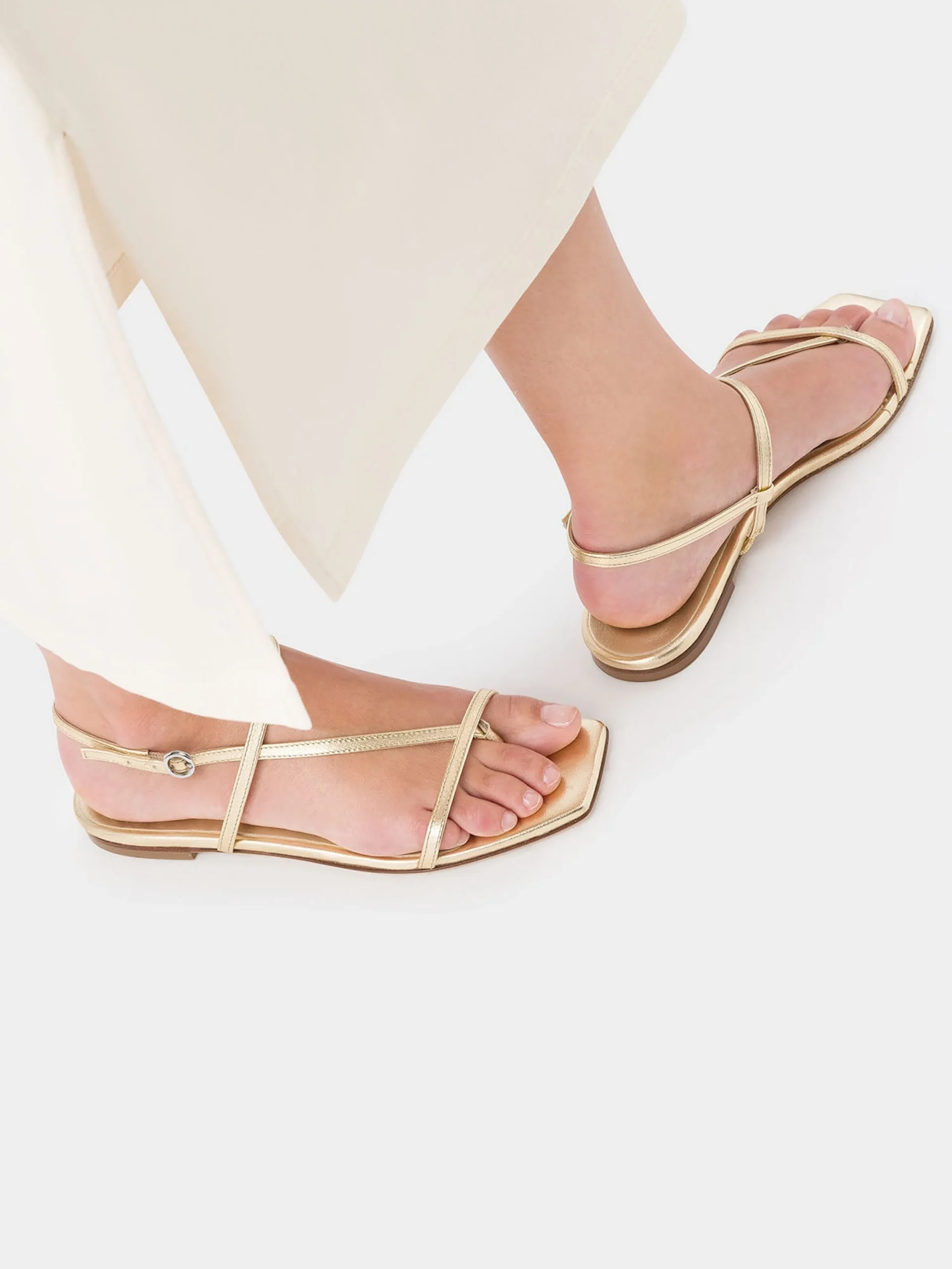 Sale Aeyde Ella Leather Toe-Post Sandals Gold Nappa