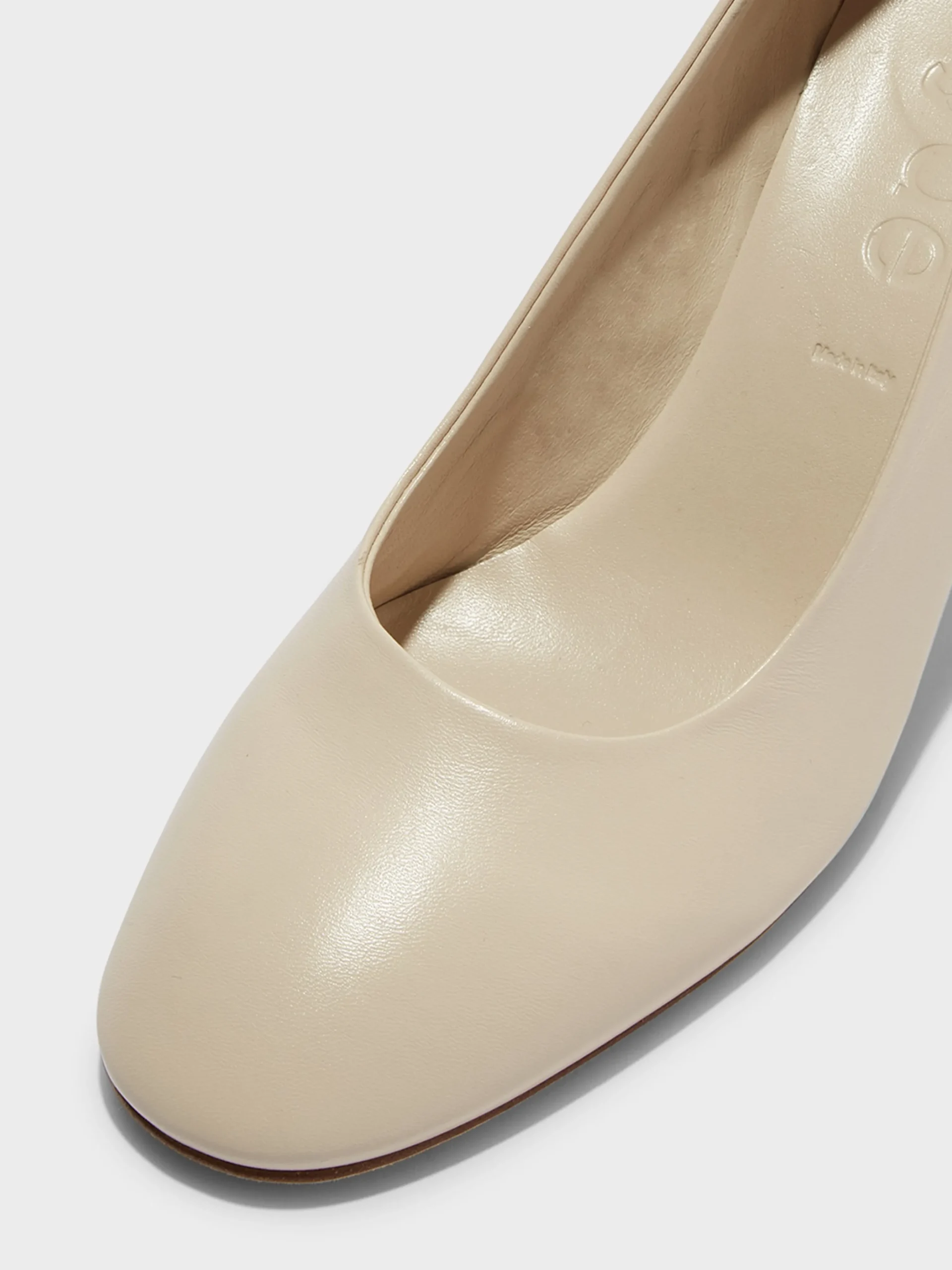 Sale Aeyde Giotta Leather Pumps Creamy Nappa