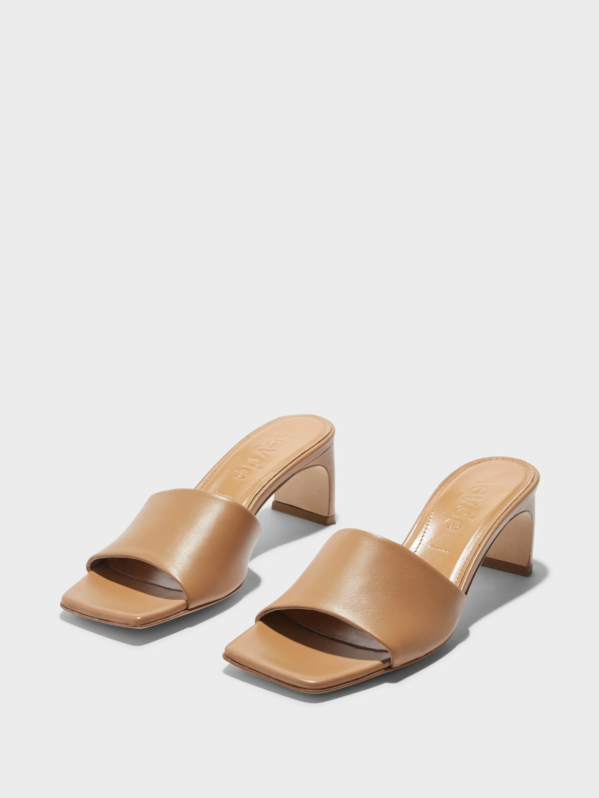 Best Aeyde Jeanie Leather Sandals Hazelnut Nappa
