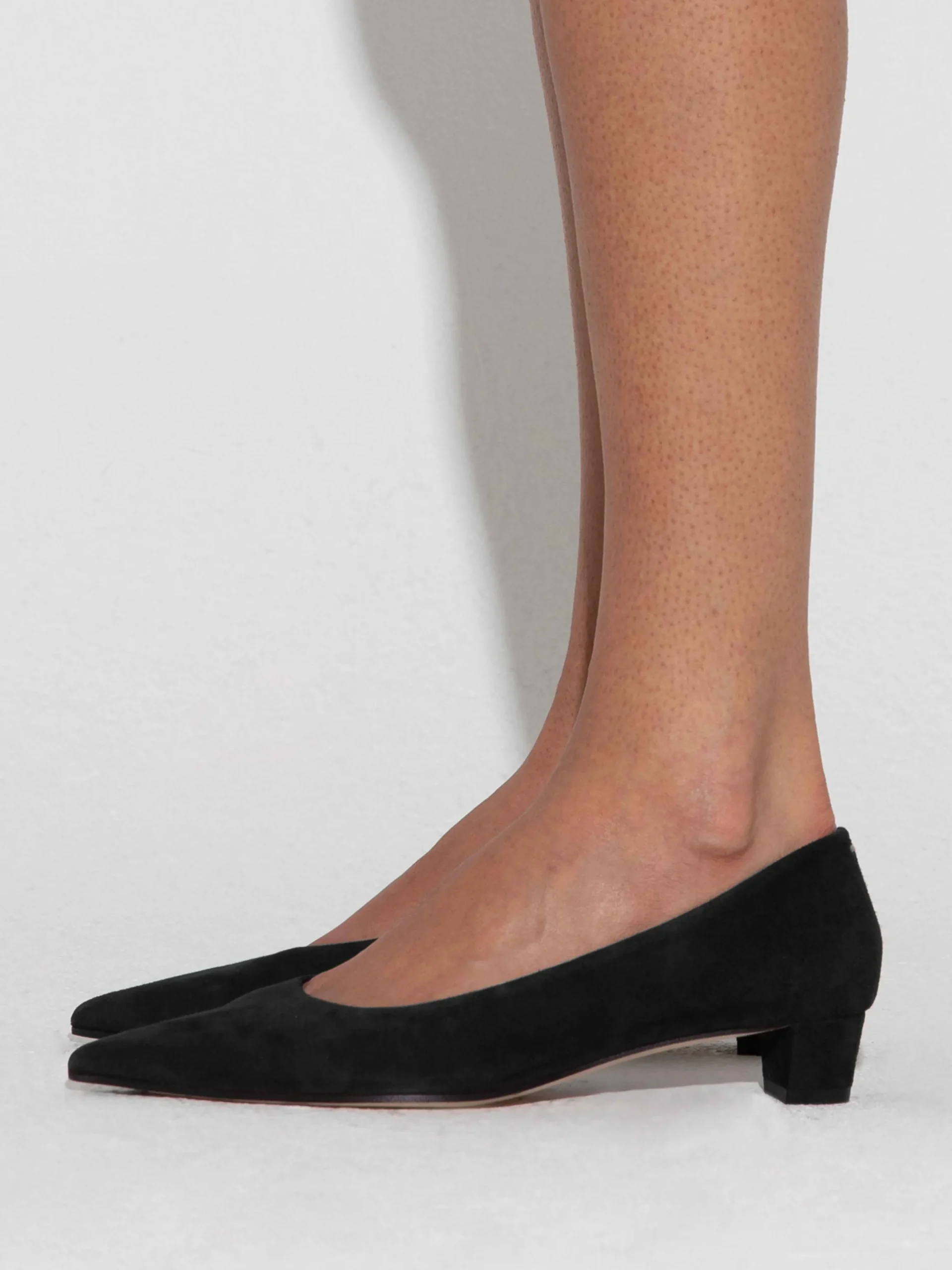 New Aeyde Judi Suede Pumps Black Suede
