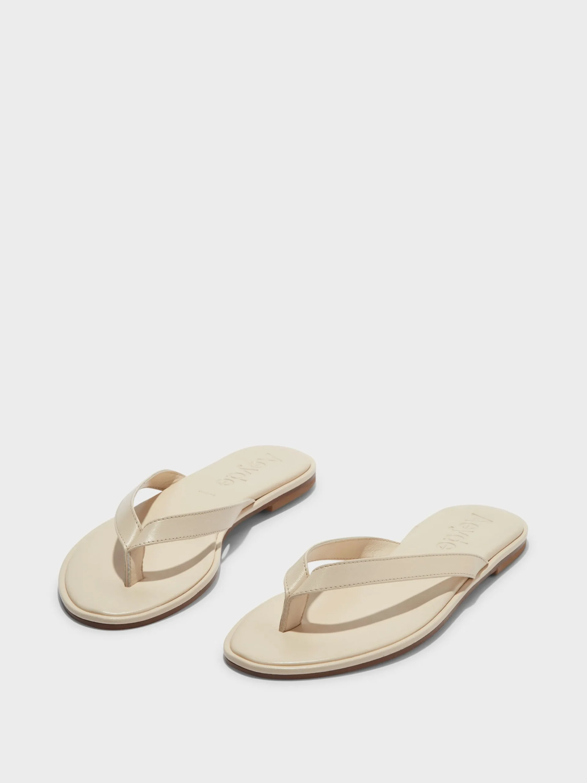 Hot Aeyde Melody Leather Thong Sandal Creamy Nappa