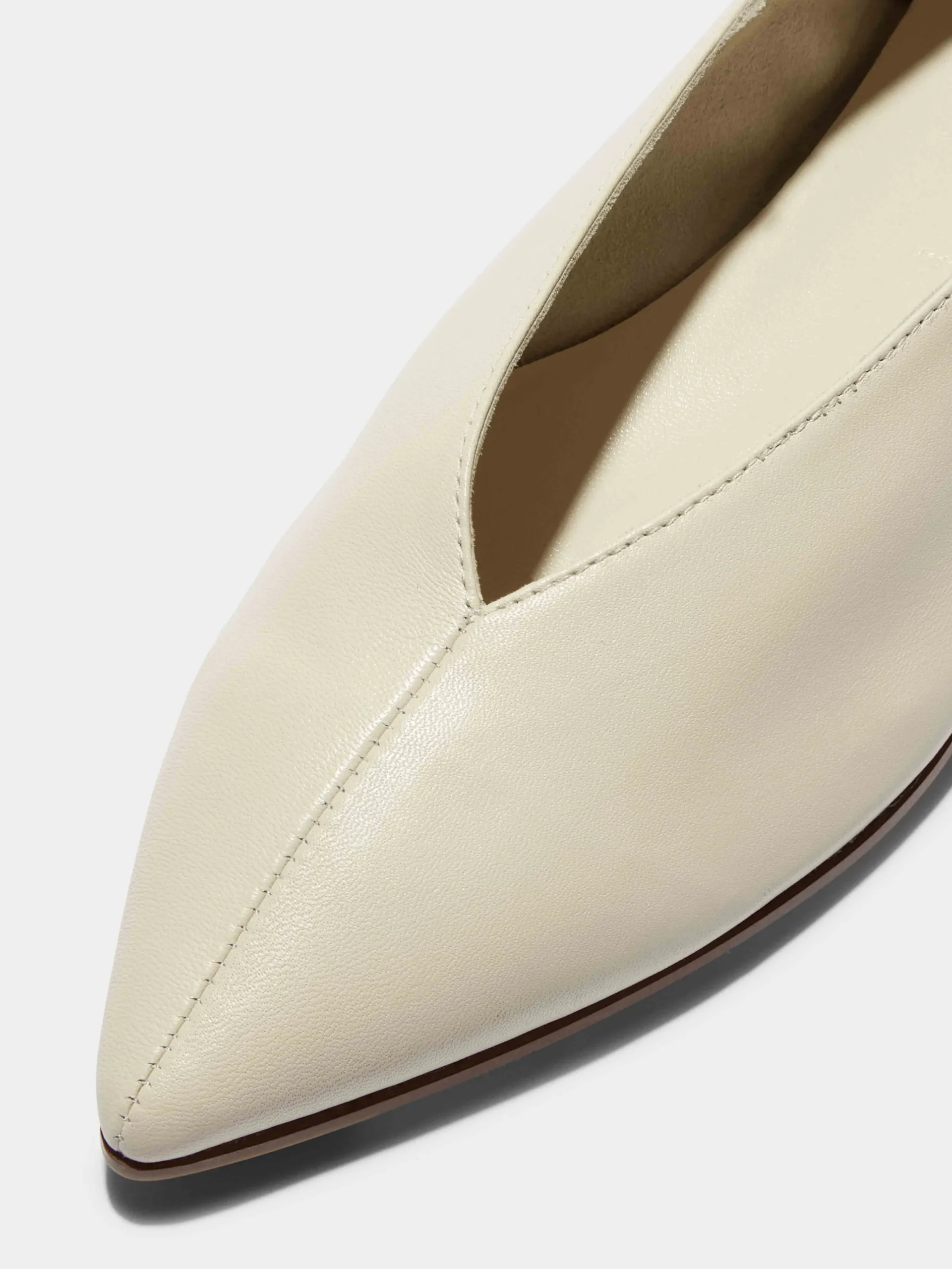 Discount Aeyde Moa Leather Ballet Flats Creamy Nappa