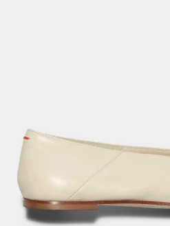 Discount Aeyde Moa Leather Ballet Flats Creamy Nappa