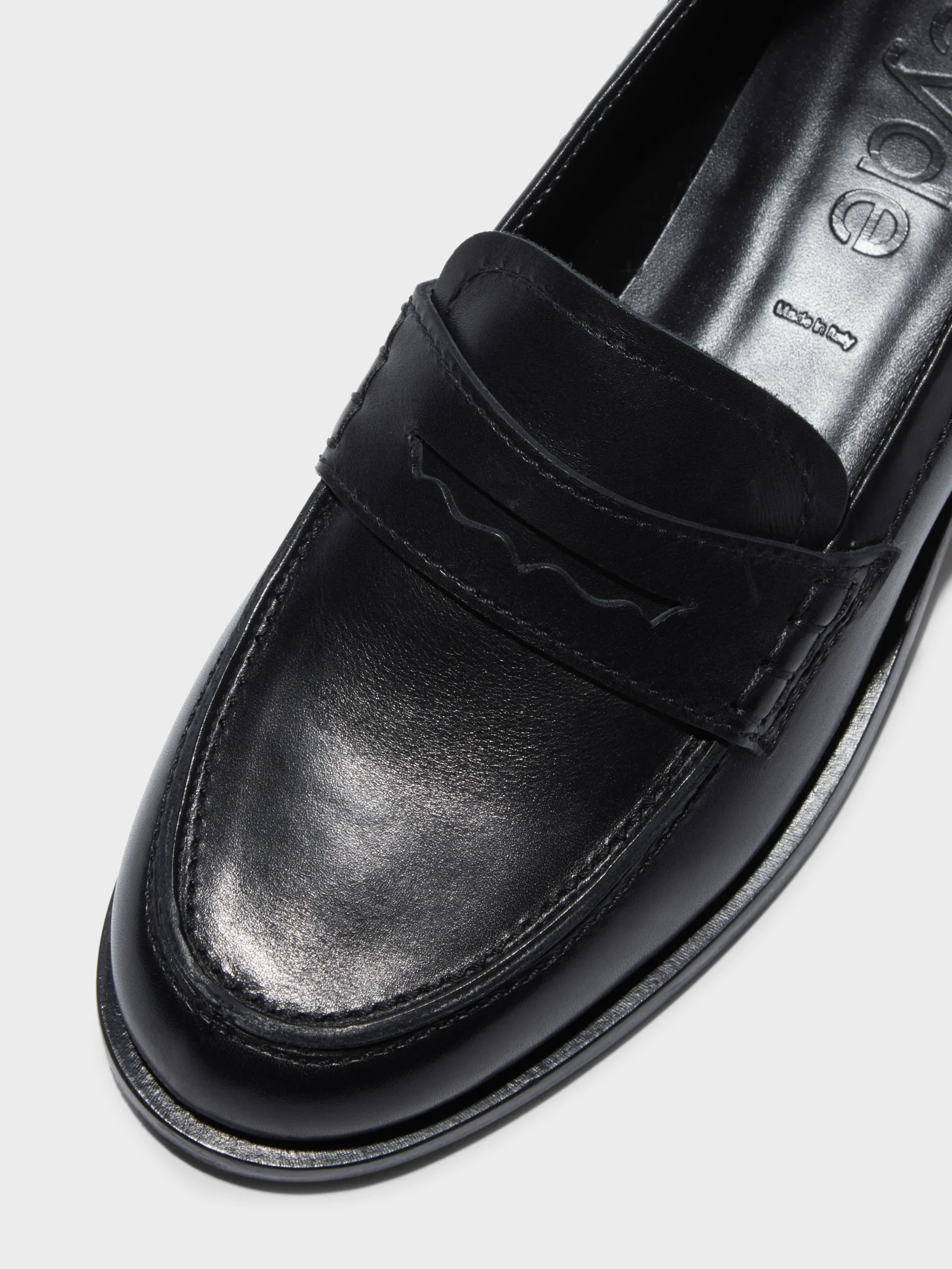 Discount Aeyde Oscar Leather Loafers Black Calf