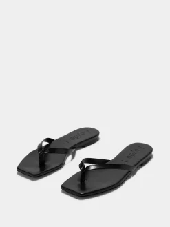 New Aeyde Renee Leather Thong Sandals Black Nappa