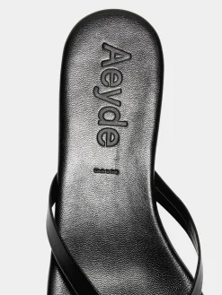 New Aeyde Renee Leather Thong Sandals Black Nappa