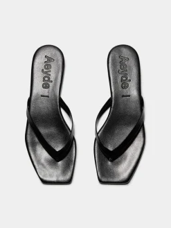 New Aeyde Renee Leather Thong Sandals Black Nappa