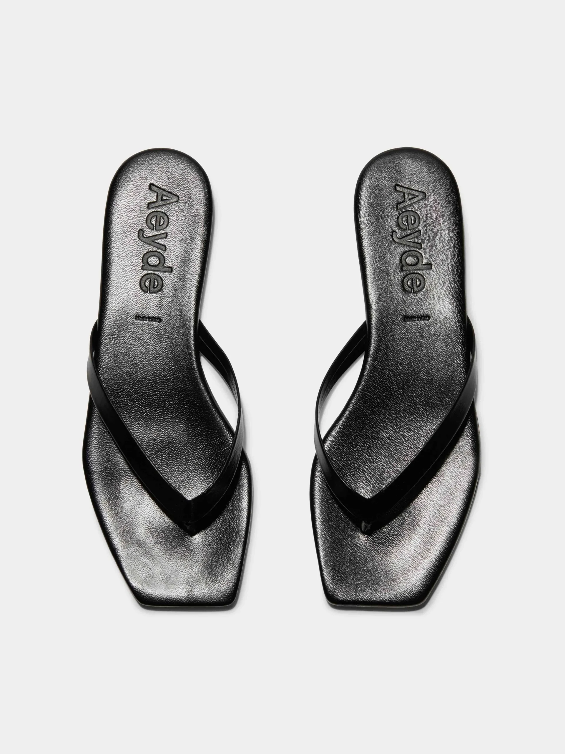 New Aeyde Renee Leather Thong Sandals Black Nappa