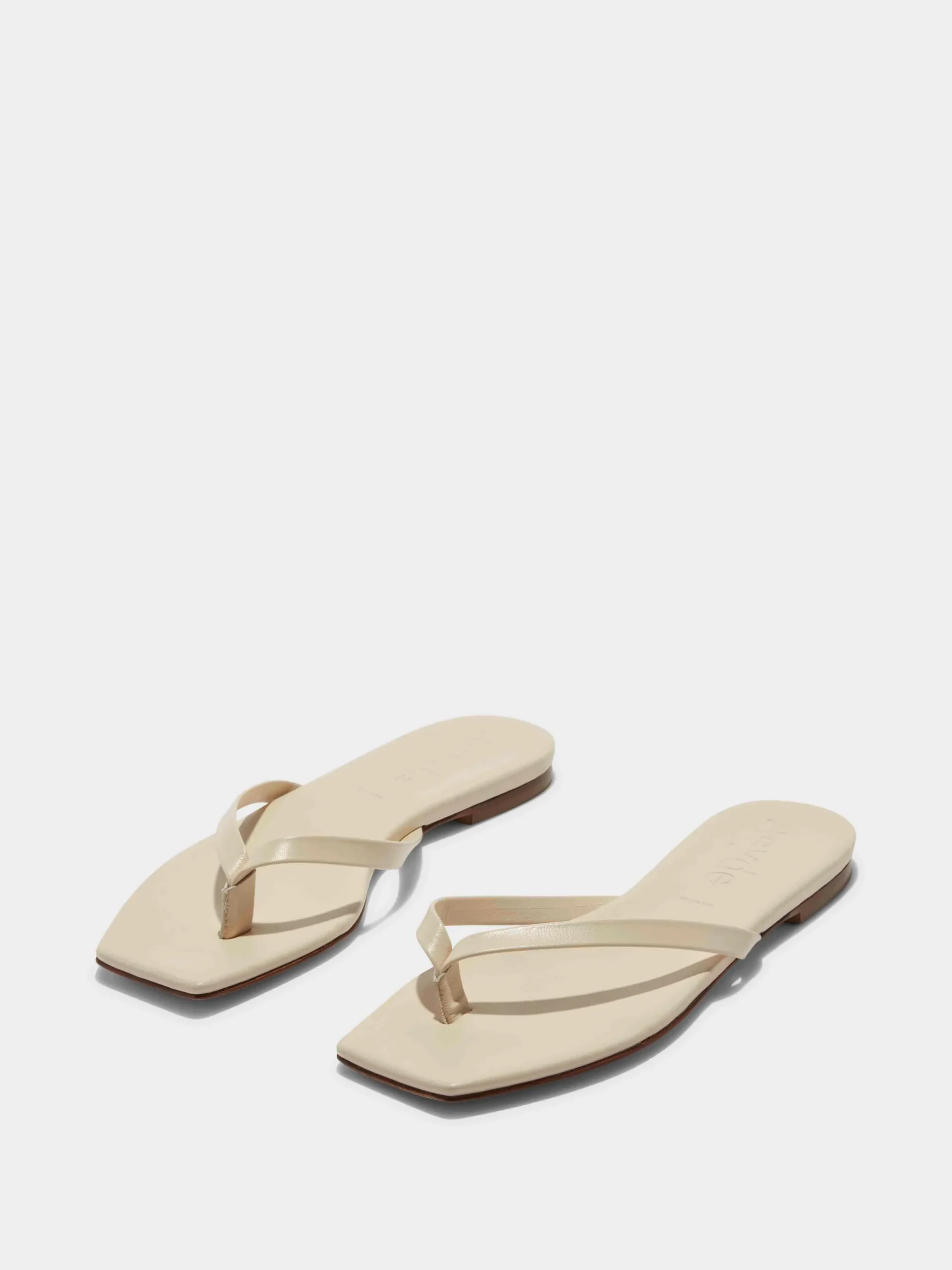 Discount Aeyde Renee Leather Thong Sandals Creamy Nappa