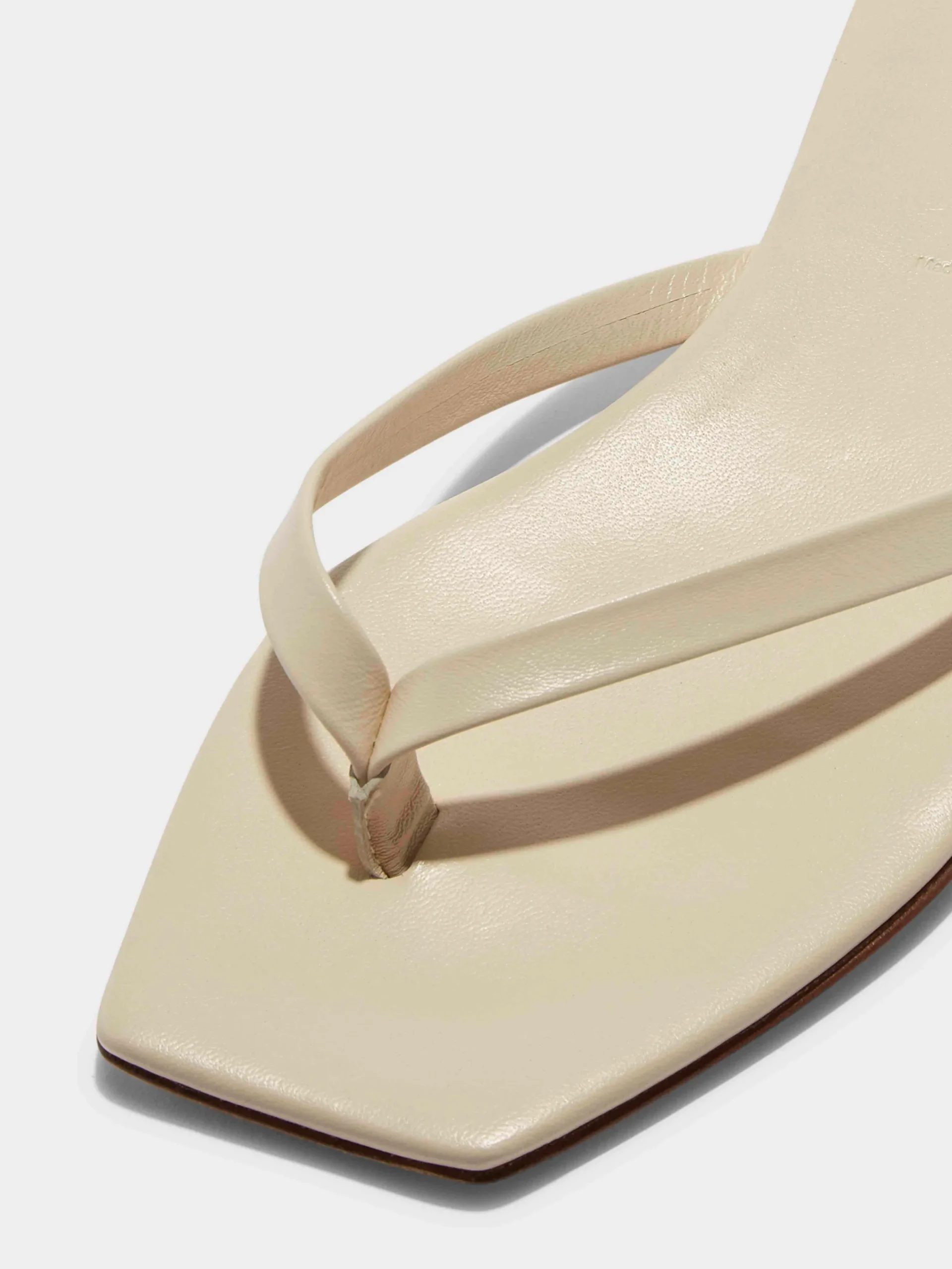 Discount Aeyde Renee Leather Thong Sandals Creamy Nappa