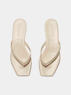 Discount Aeyde Renee Leather Thong Sandals Creamy Nappa