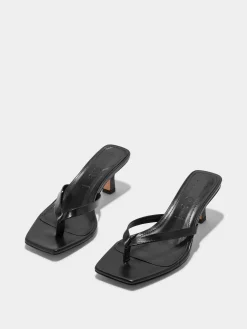 Fashion Aeyde Wilma Leather Thong Sandals Black Nappa