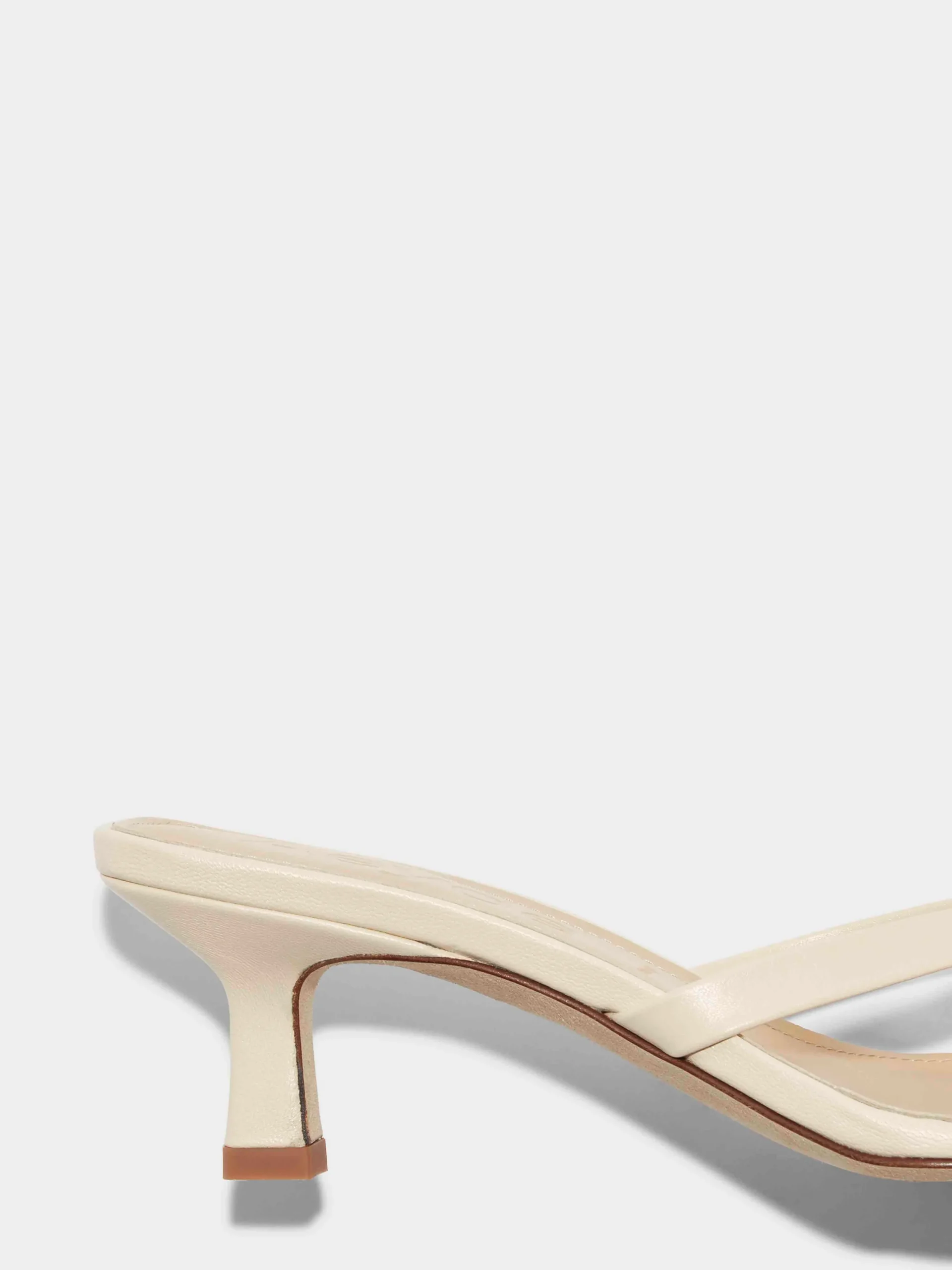 Best Aeyde Wilma Leather Thong Sandals Creamy Nappa