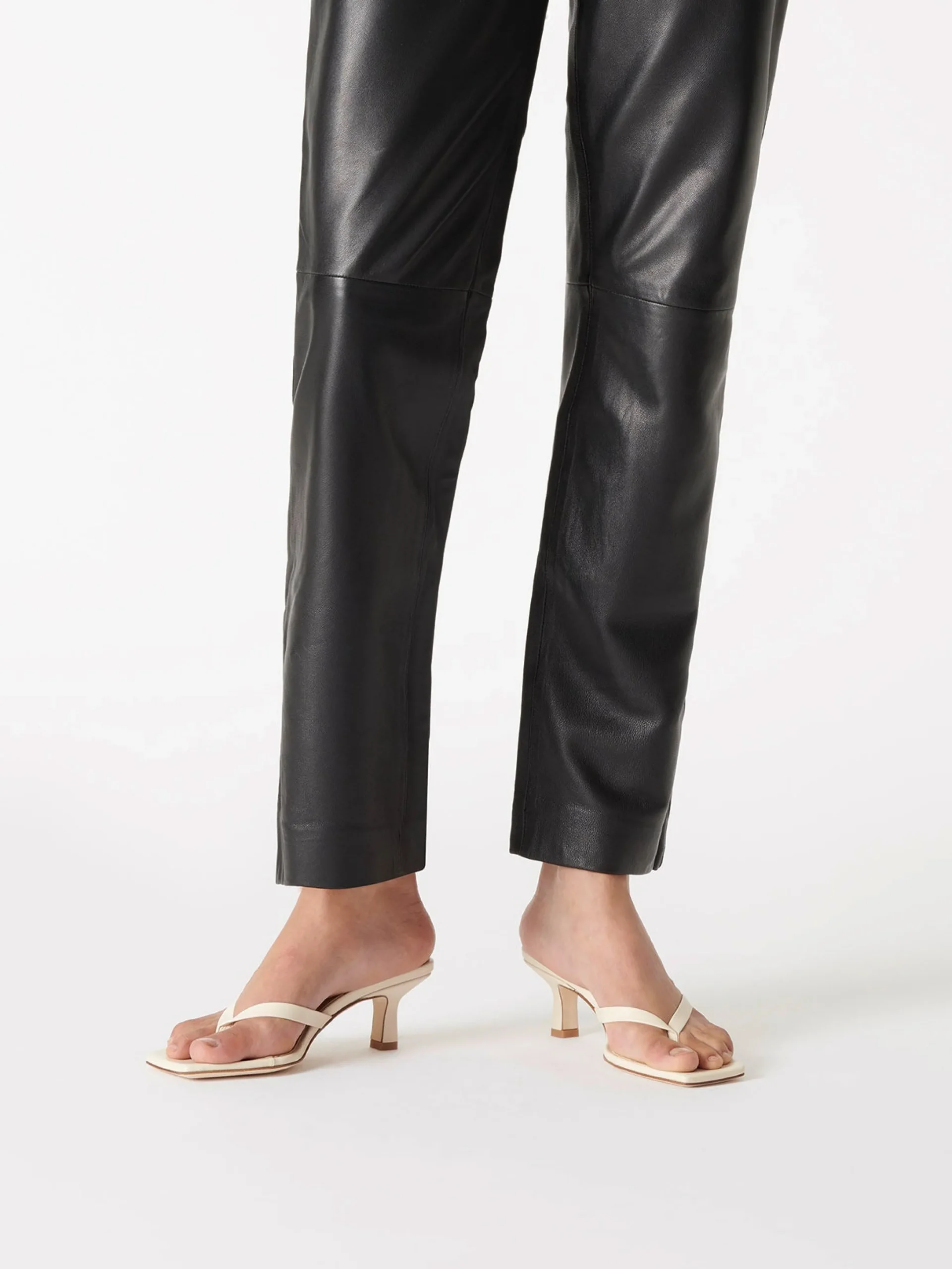 Best Aeyde Wilma Leather Thong Sandals Creamy Nappa