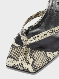 Outlet Aeyde Wilma Leather Thong Sandal Creamy Snake